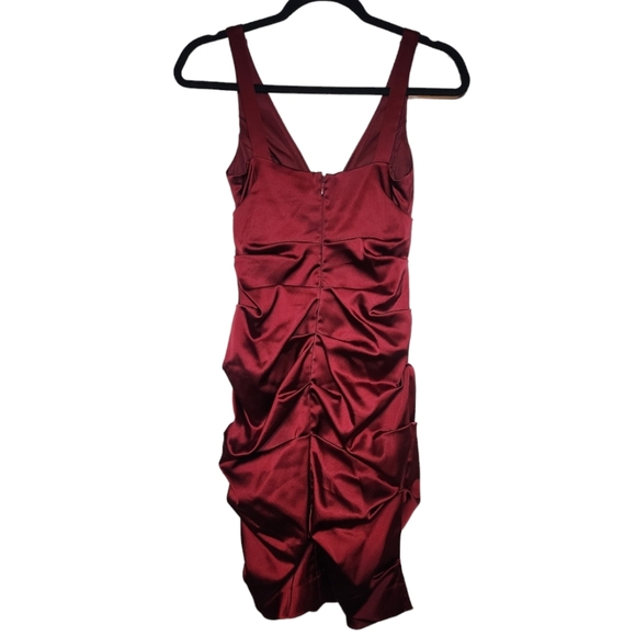XSCAPE Satine Ruched Burgundy Cocktail Dress Size 4 Holiday Fall Valentines - Picture 4 of 6